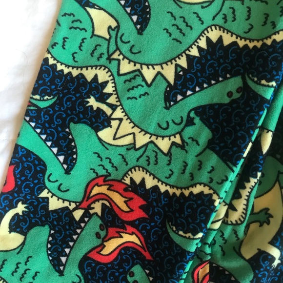 Dragon Leggings, Lularoe - Picture 4 of 4